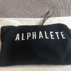 Alphalete sweatshirt !